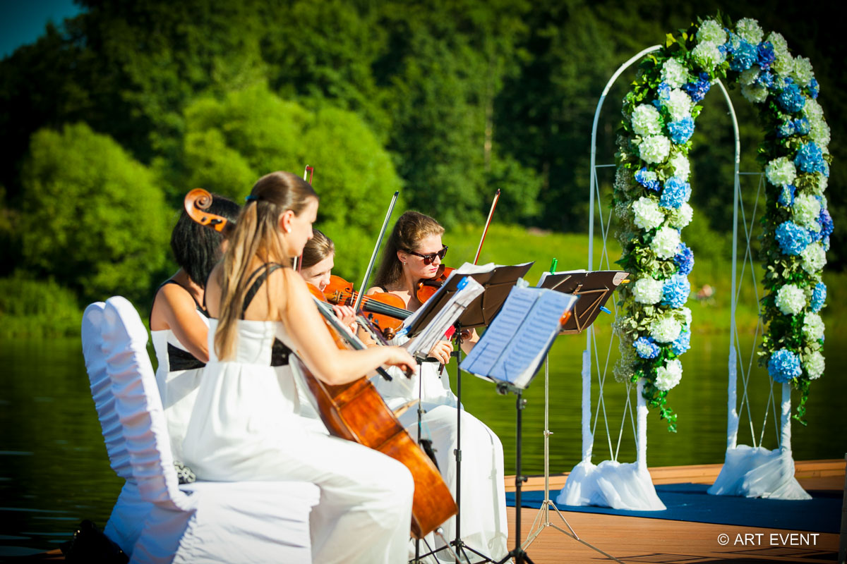 Музыкальное сопровождение