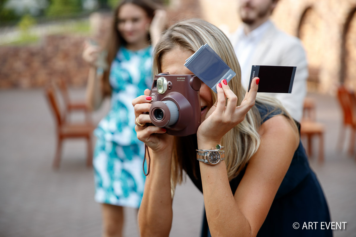 Список артистов на мероприятие