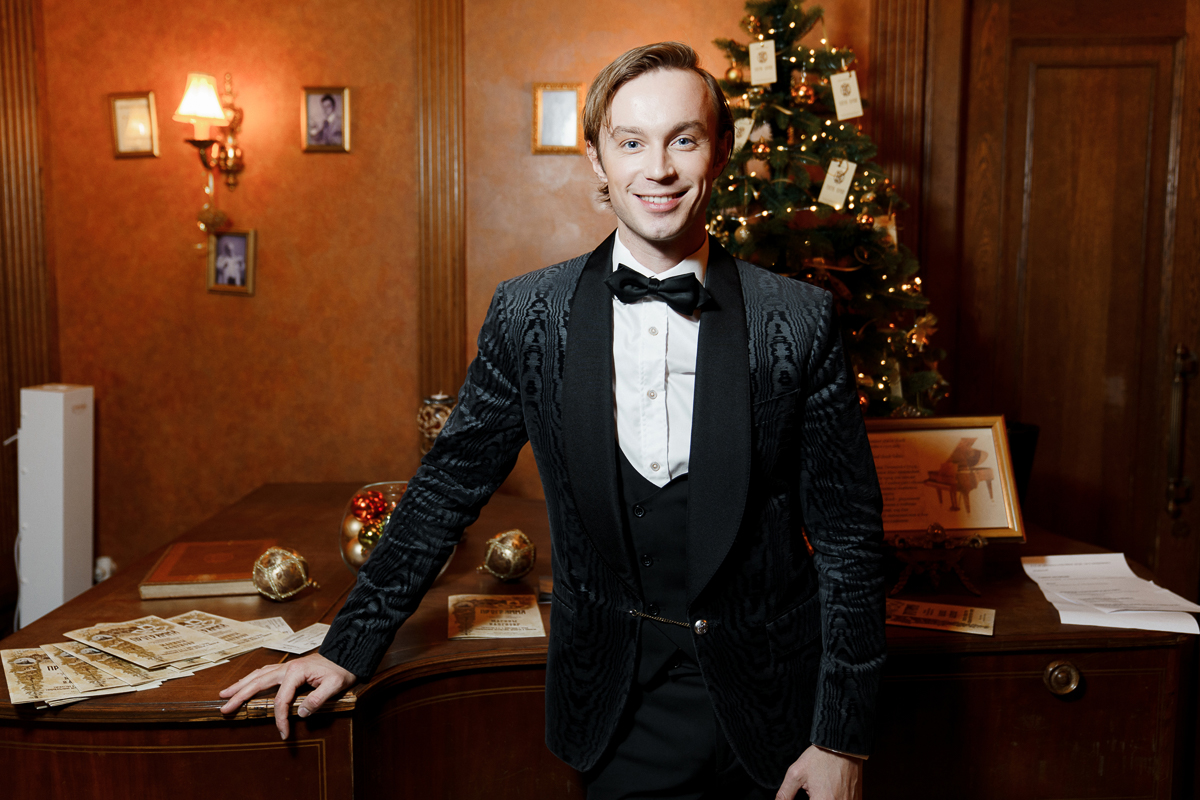 шоумен и ведущий - Игорь Скрипко