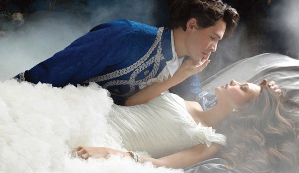 Проведение свадьбы в стиле «Сказки» в Москве