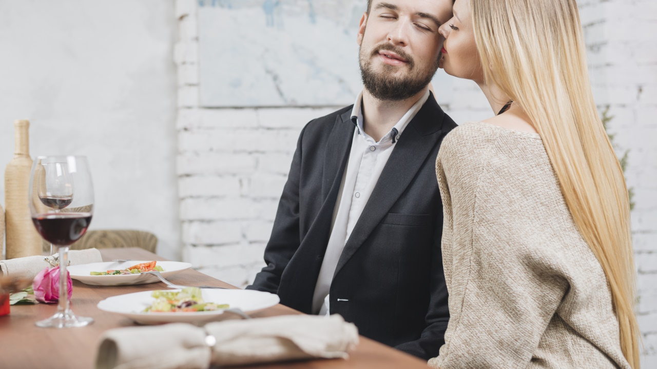 молодая пара в первые месяцы после свадьбы